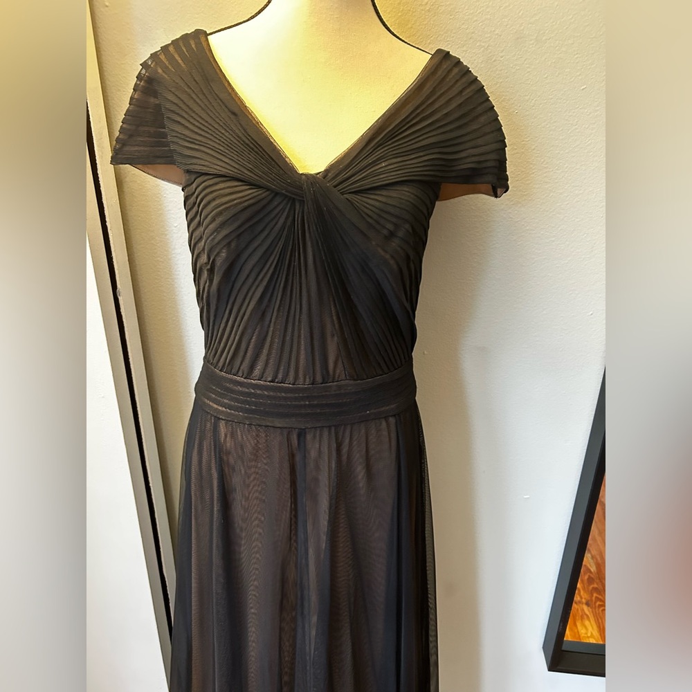 Todasji Shoji Evening Gown Size 8 - Picture 10 of 14